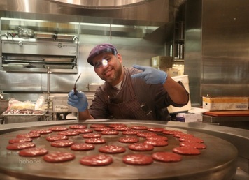 Caesars Bachannal Brunch Buffet- (Pancake chef) | hiohio.net