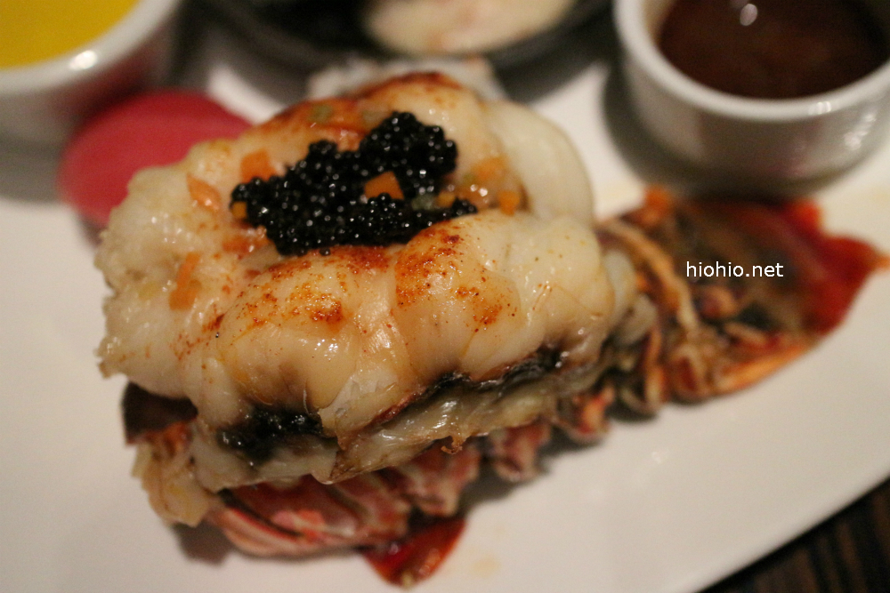 Bally's BLT Steak Las Vegas, Sterling Buffet (Lobster with caviar). 