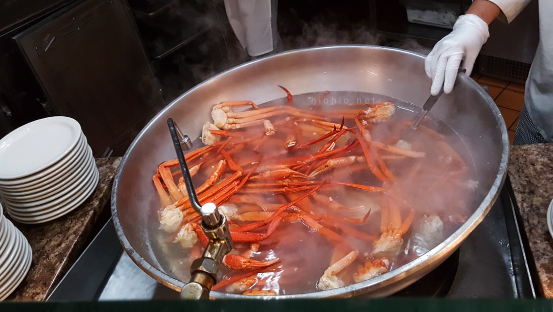 Eagles Buffet (Casino Arizona) USA- Steamy hot snow crab legs (AYCE Wednesday and Thursday nights).