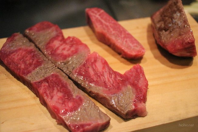 Mouriya Kobe, cooking process, affordable beef steak (モーリヤ神戸ビーフ).