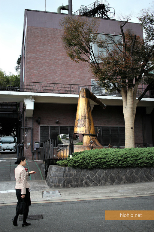 Suntory Yamazaki Distillery Kyoto Japan (Whisky Tour- Mash House).