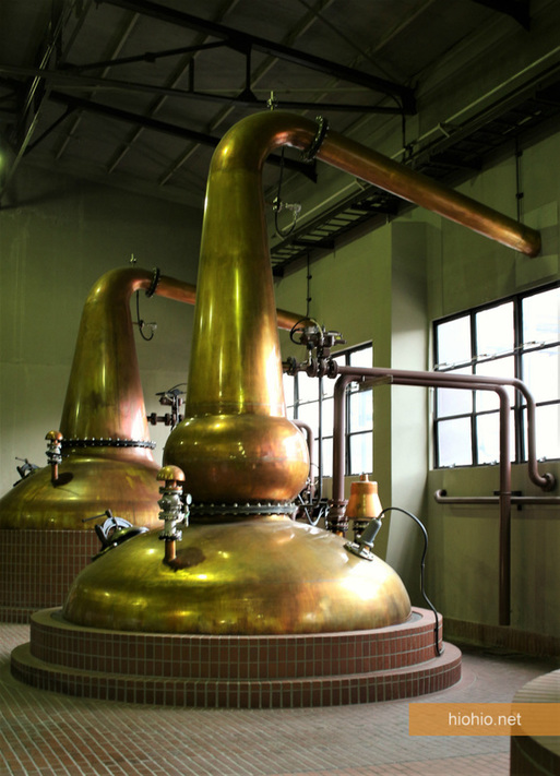Suntory Yamazaki Distillery Kyoto Japan (Whisky Tour- Pot Stills 2).